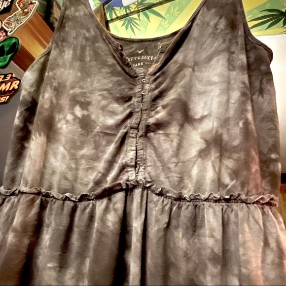 🌼💫🌺 3 Pack of AEO Tanks 🌺💫🌼 - Picture 4 of 16